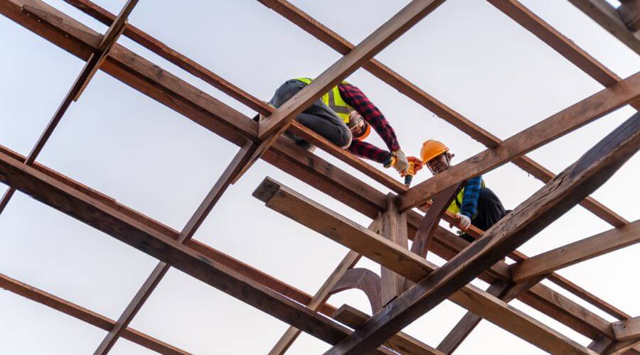 Professional gutter cleaning services in Hughes Springs, TX